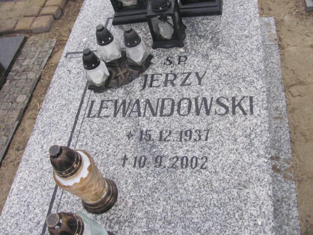 Jerzy Lewandowski 1937 Krotoszyn - Grobonet - Wyszukiwarka osób pochowanych