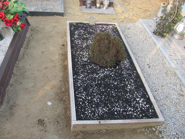 Grób Maciej Mikstacki