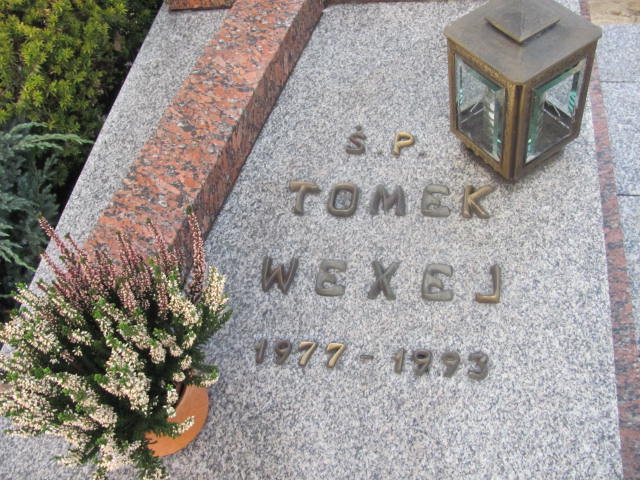 Tomasz Wexej 1977 Krotoszyn - Grobonet - Wyszukiwarka osób pochowanych