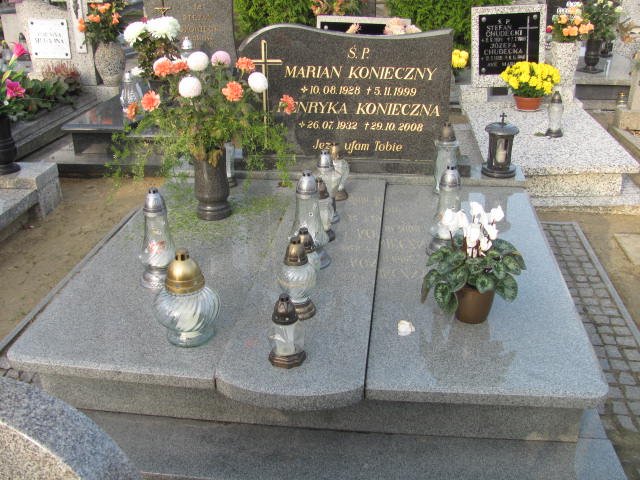 Grób Marian Konieczny