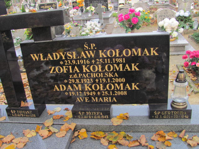 Tomasz Kołomak 1879 Krotoszyn - Grobonet - Wyszukiwarka osób pochowanych