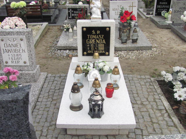 Grób Tomasz Grenda