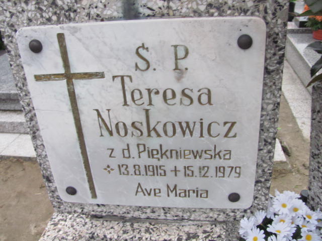 Teresa Noskowicz 1915 Krotoszyn - Grobonet - Wyszukiwarka osób pochowanych