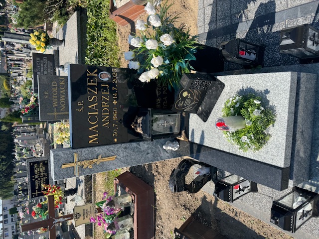 Andrzej Maciaszek 1960 Krotoszyn - Grobonet - Wyszukiwarka osób pochowanych
